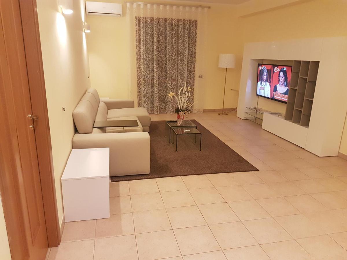 B&B Mary Grace Rossano Stazione Εξωτερικό φωτογραφία