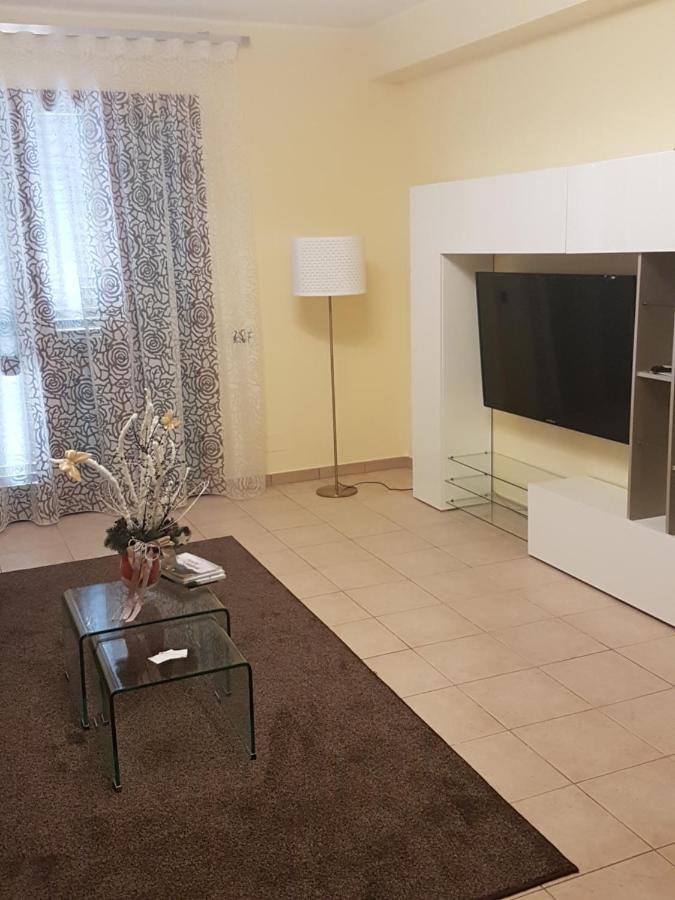 B&B Mary Grace Rossano Stazione Εξωτερικό φωτογραφία