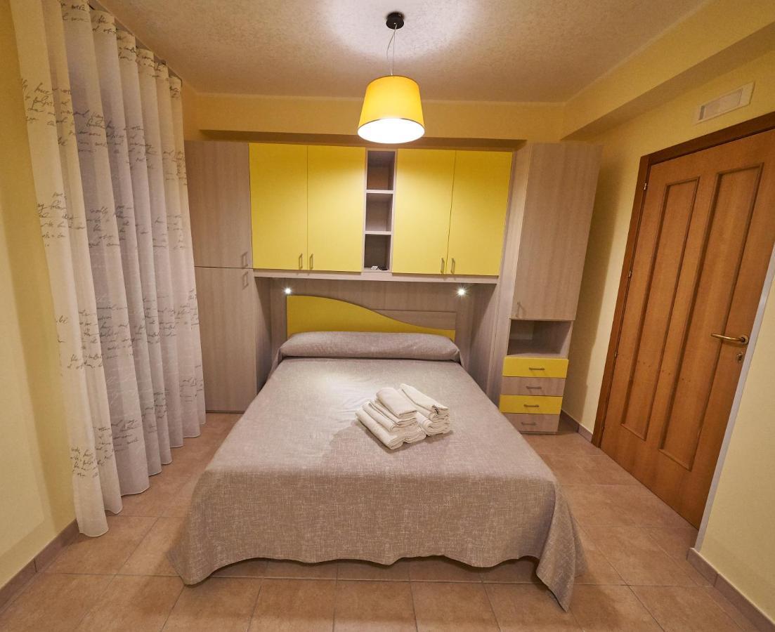 B&B Mary Grace Rossano Stazione Εξωτερικό φωτογραφία