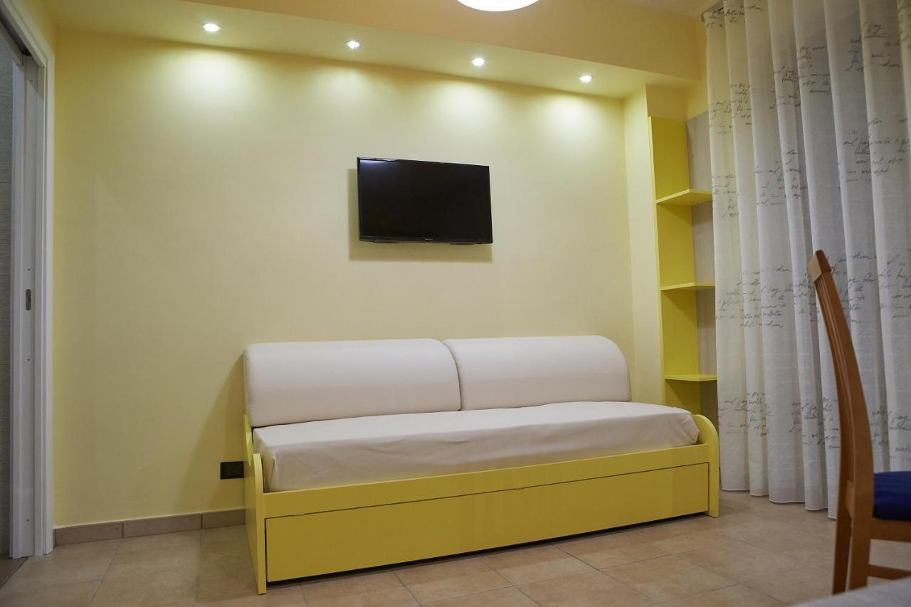 B&B Mary Grace Rossano Stazione Εξωτερικό φωτογραφία